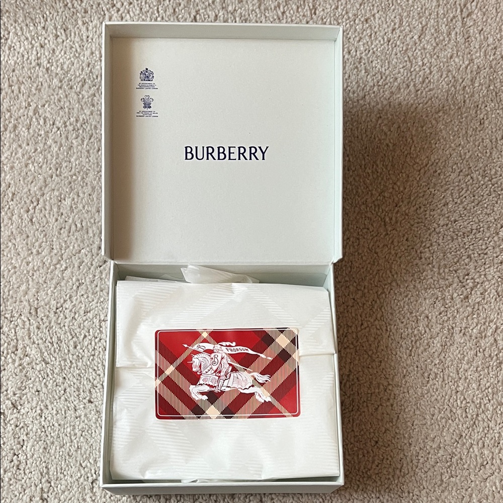 Burberry Cream Gift Box with Navy Ribbbon